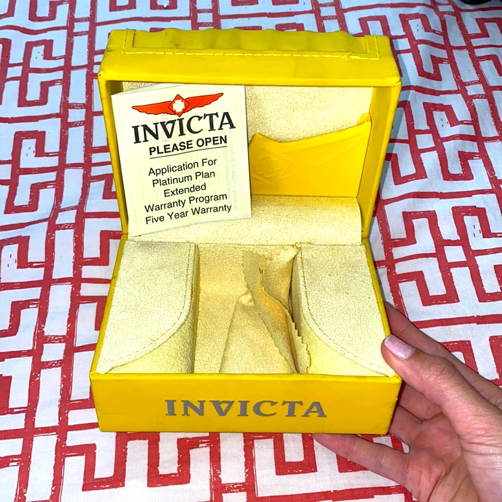 INVICTA watch case